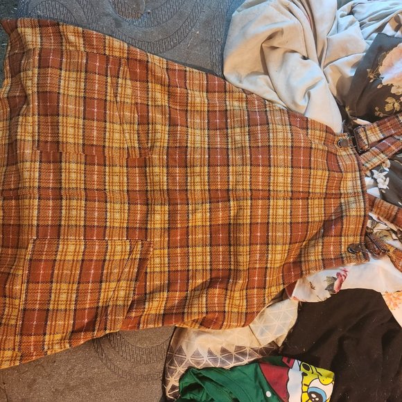 Plus Size Dresses - Picture 6 of 10